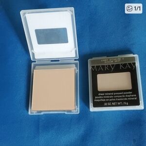 Sheer Mineral Pressed Powder In Ivory 2.